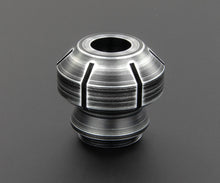 Load image into Gallery viewer, 01 Pommel